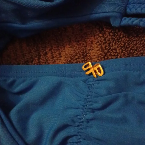 PILYQ BIKINI BOTTOM 👙 - Picture 5 of 8